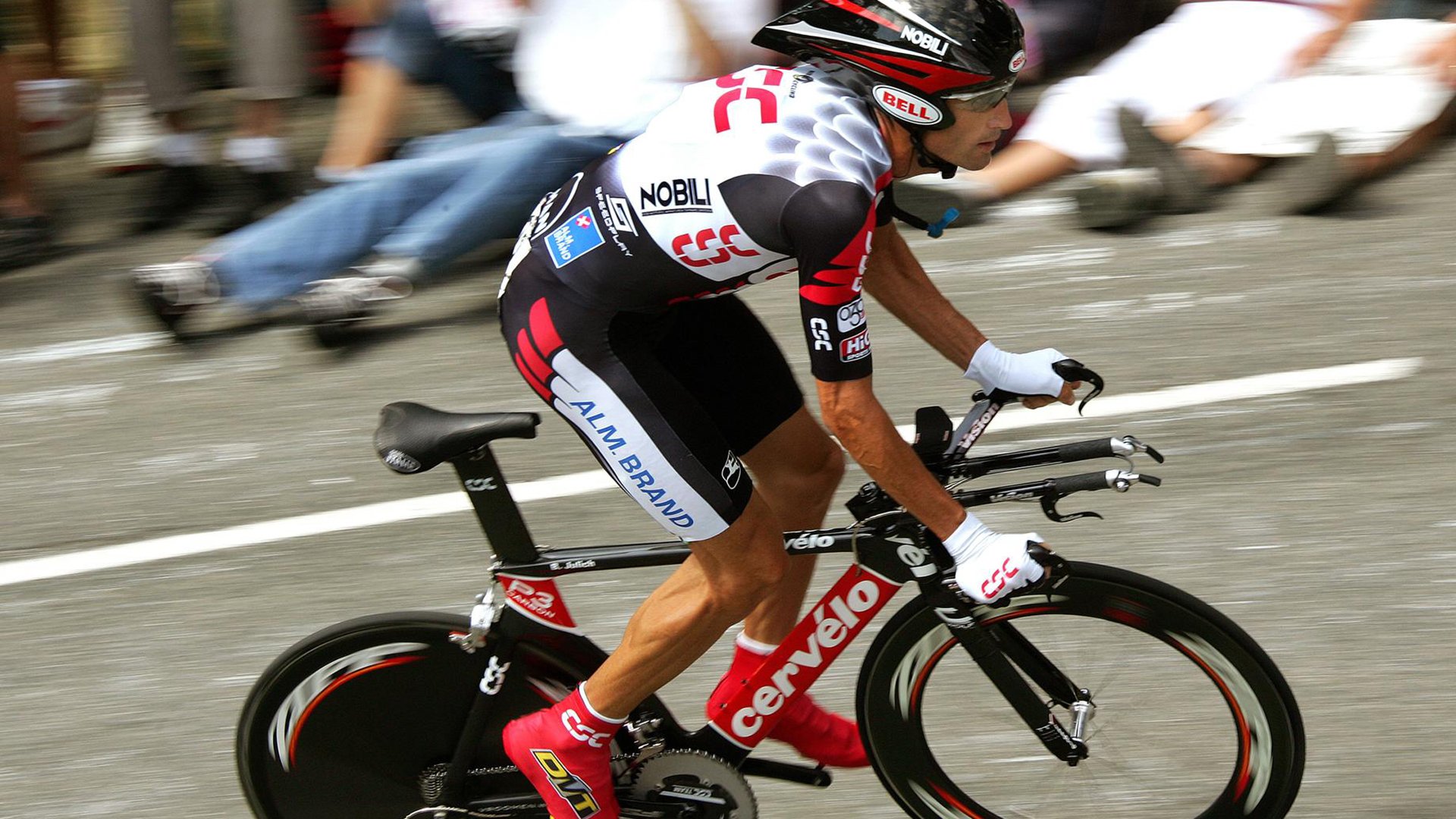 全民狂欢!电竞盛典火热开启,热血引爆全场!